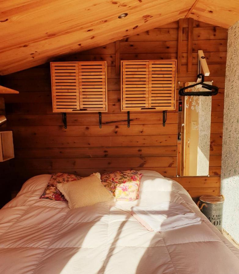 Le Du Clos Giot Chalet *